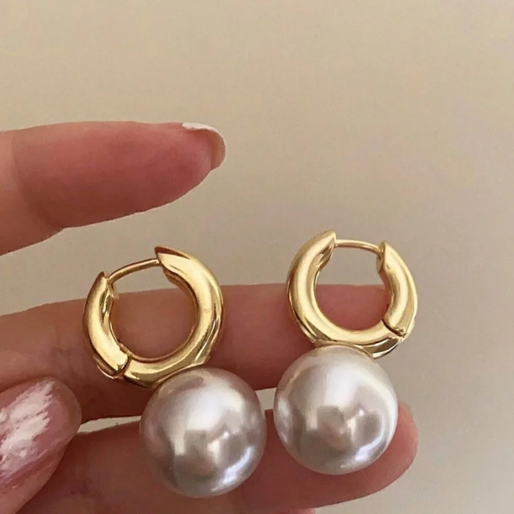 Fashion Faux Pearl Decor Hoop Earrings